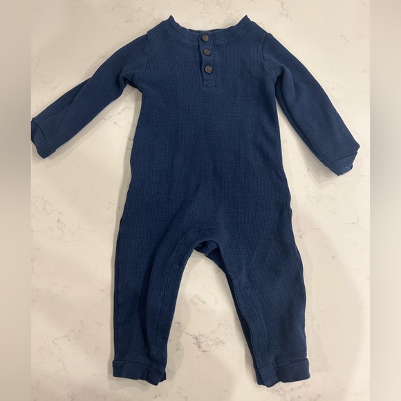 Old Navy onesie - Picture 1 of 2